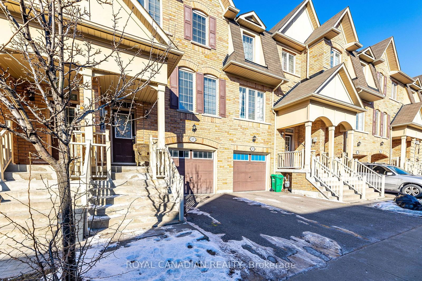 Townhouse for sale at 107 Sea Drifter Crescent, Brampton, Bram East, L6P 4B1 - MLS: W11949254