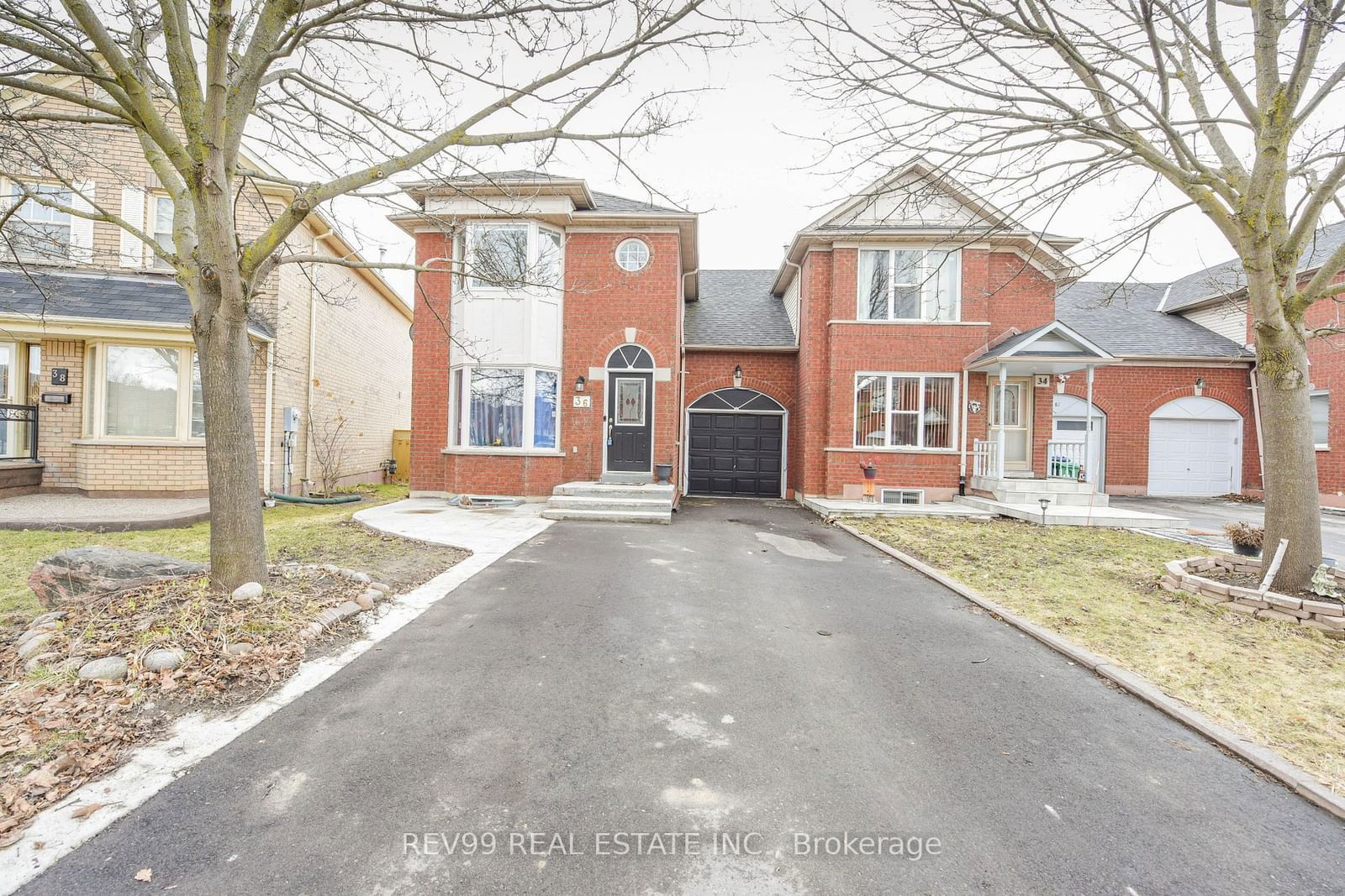 Townhouse leased at 36 Fern Valley Crescent, Brampton, Sandringham-Wellington, L6R 1K7 - MLS: W11949405