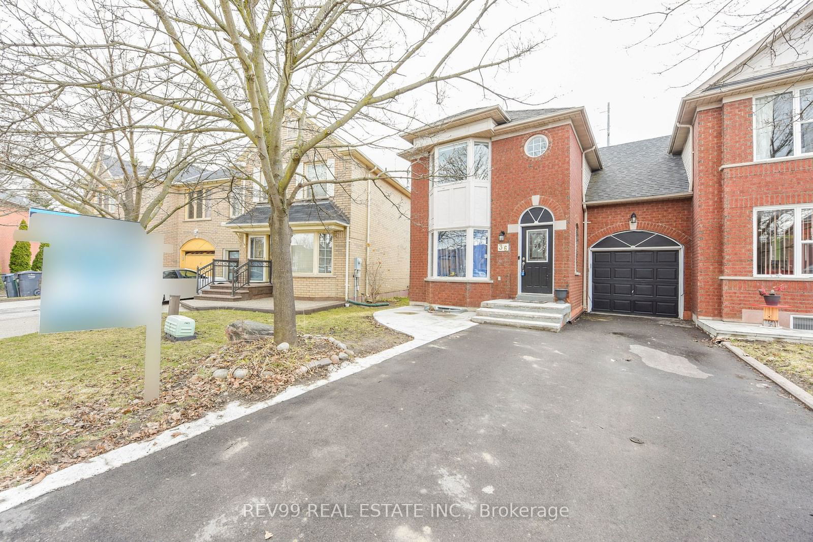 Townhouse leased at 36 Fern Valley Crescent, Brampton, Sandringham-Wellington, L6R 1K7 - MLS: W11949405