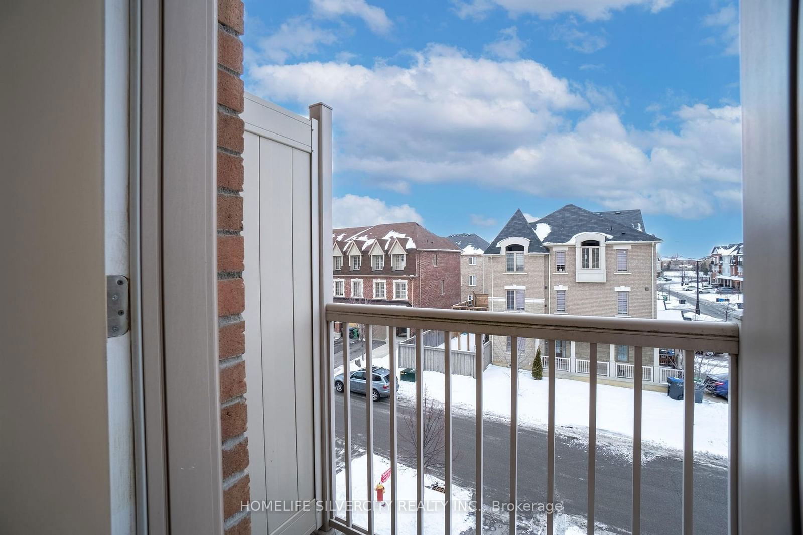 Townhouse for sale at 78 New Pines Trail, Brampton, Heart Lake East, L6Z 0B4 - MLS: W11949408