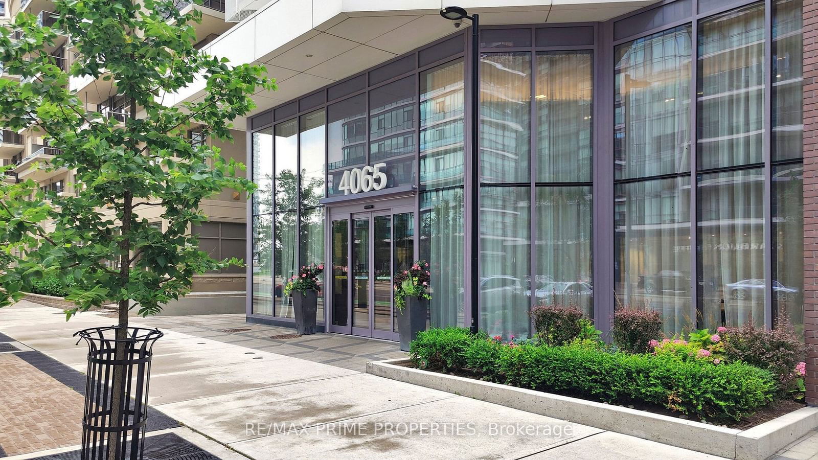 Condo for sale at 607-4065 Confederation Pkwy, Mississauga, City Centre, L5B 0L4 - MLS: W11949505