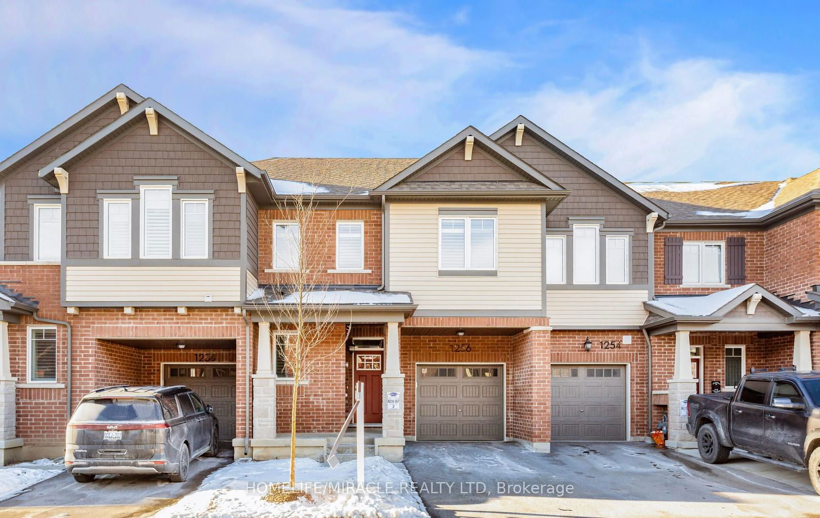 Townhouse for sale at 1256 Redbud Gardens, Milton, 1026 - CB Cobban, L9E 1S2 - MLS: W11949530