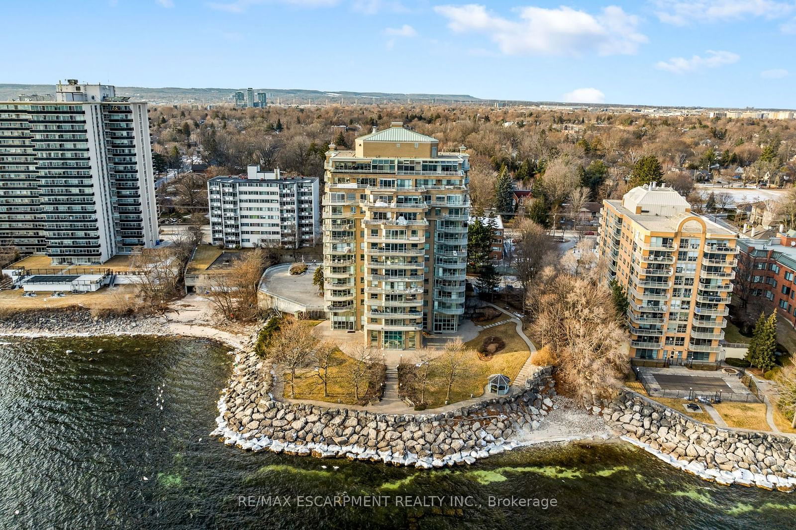 Condo for sale at 403-2190 Lakeshore Road, Burlington, Roseland, L7R 4K1 - MLS: W11949686