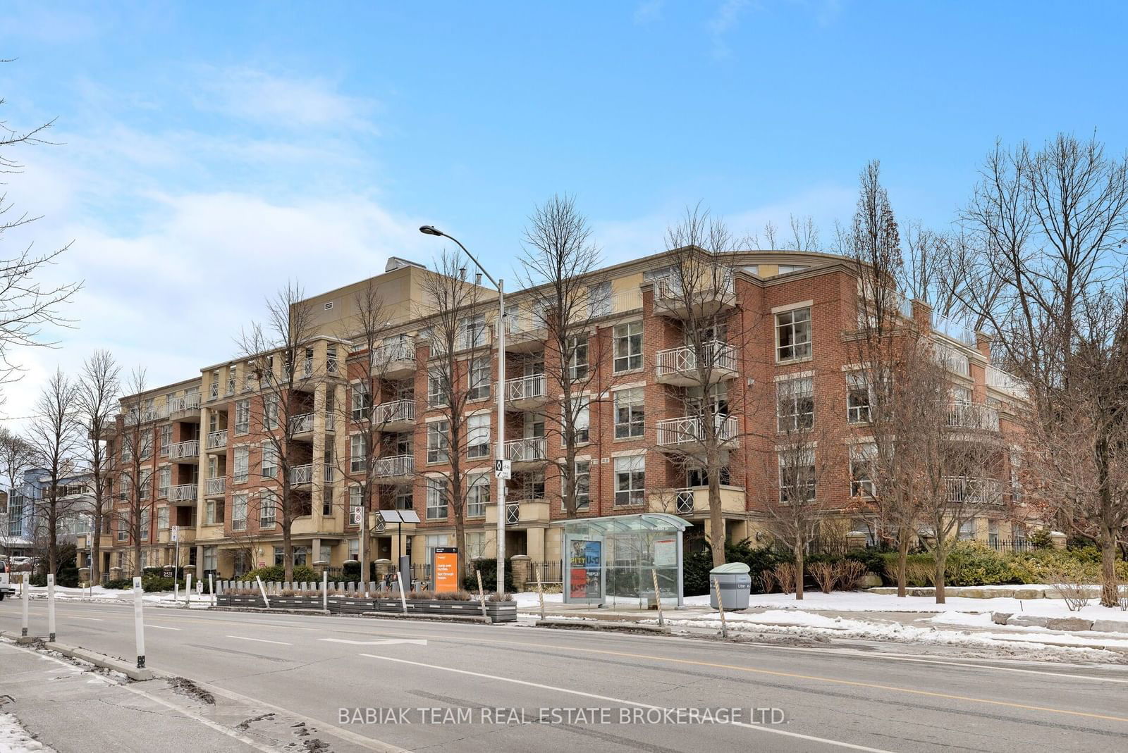 Condo for sale at 103-2511 Bloor Street, Toronto, High Park-Swansea, M6S 5A6 - MLS: W11949779