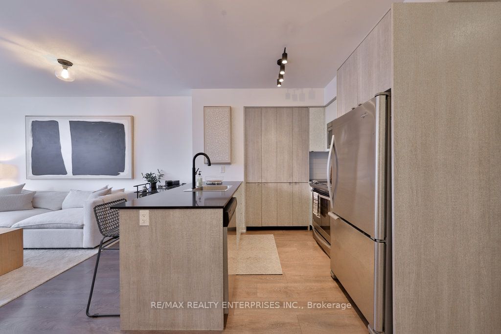 Condo for sale at 306-9 Valhalla Inn Road, Toronto, Islington-City Centre West, M9B 1S9 - MLS: W11949808