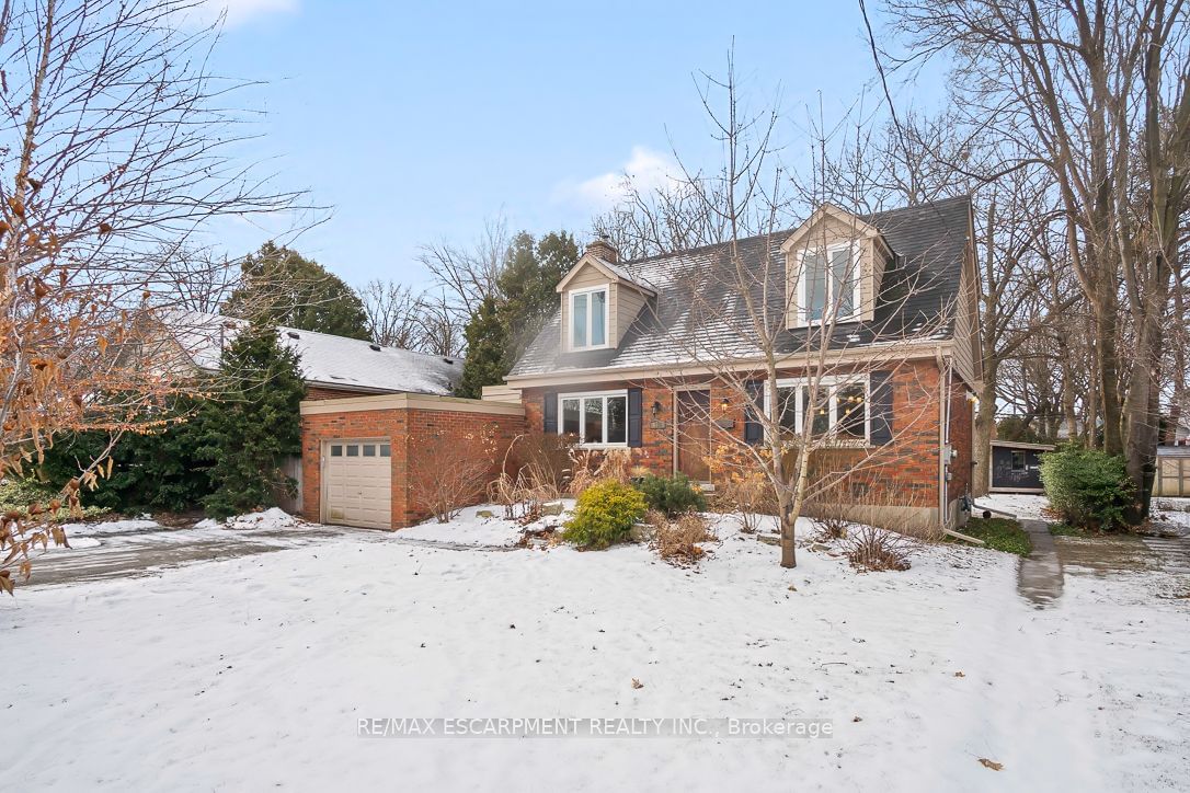 Detached House leased at 696 DRURY Lane, Burlington, Brant, L7R 2X7 - MLS: W11949826