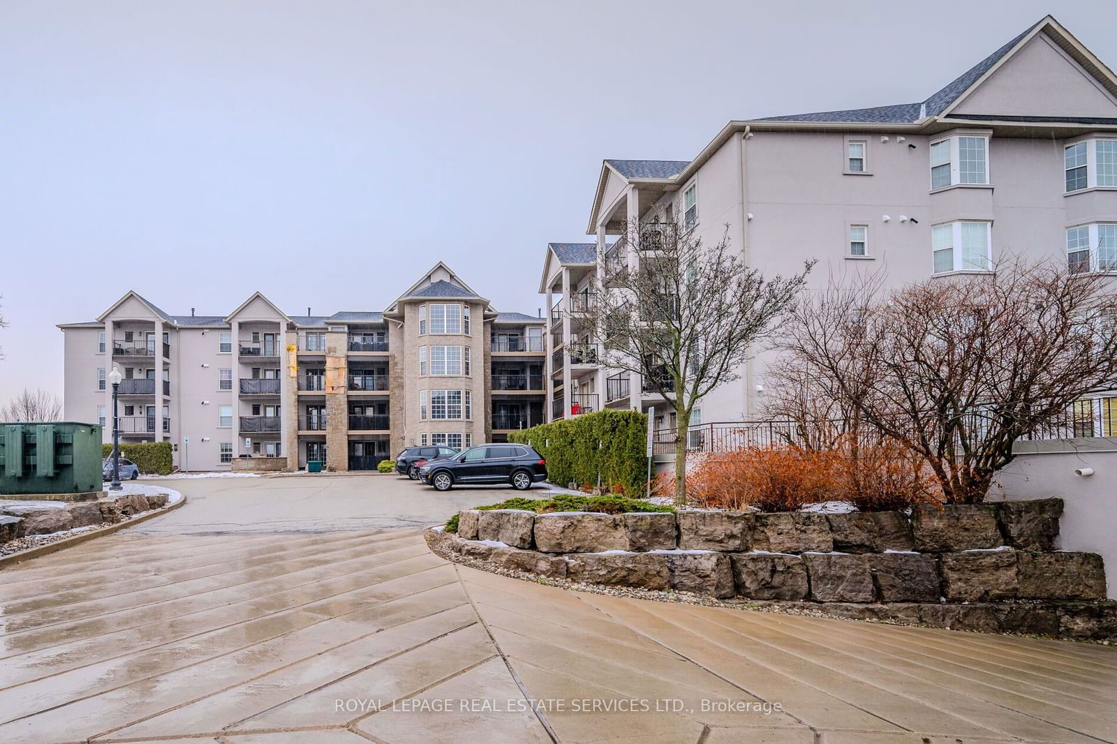 Condo for lease at 413-1421 WALKER'S Line, Burlington, Tansley, L7M 4P4 - MLS: W11949942