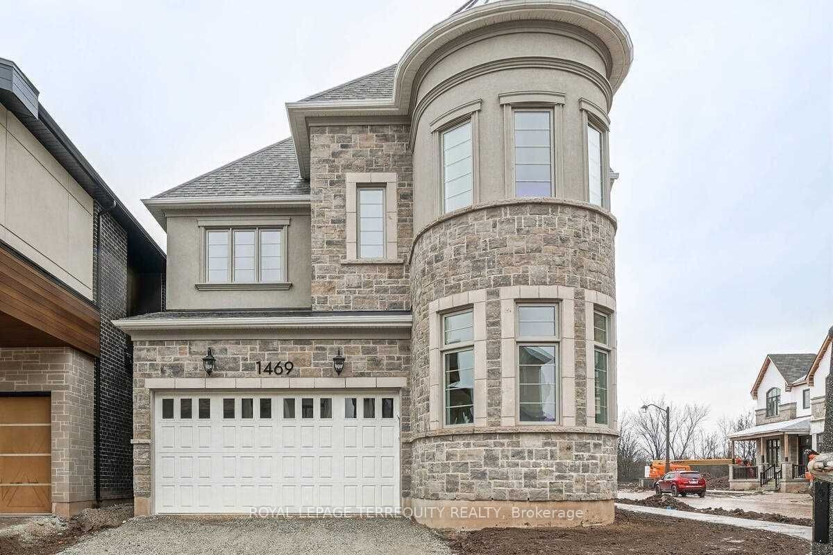 Detached House for lease at 1469 Varelas Passage, Oakville, Rural Oakville, L6H 3S3 - MLS: W11950084