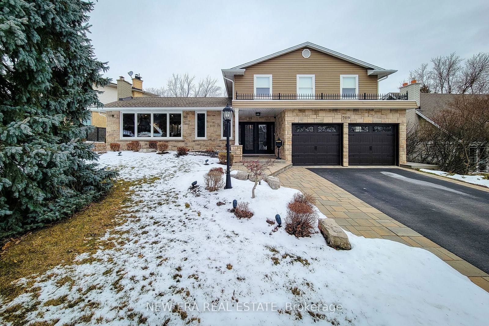 Detached House for sale at 2119 Agincourt Crescent, Burlington, Tyandaga, L7P 1P3 - MLS: W11950149