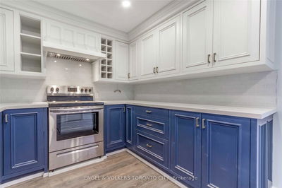 2263 Dundas St, Toronto - Roncesvalles image-0-2