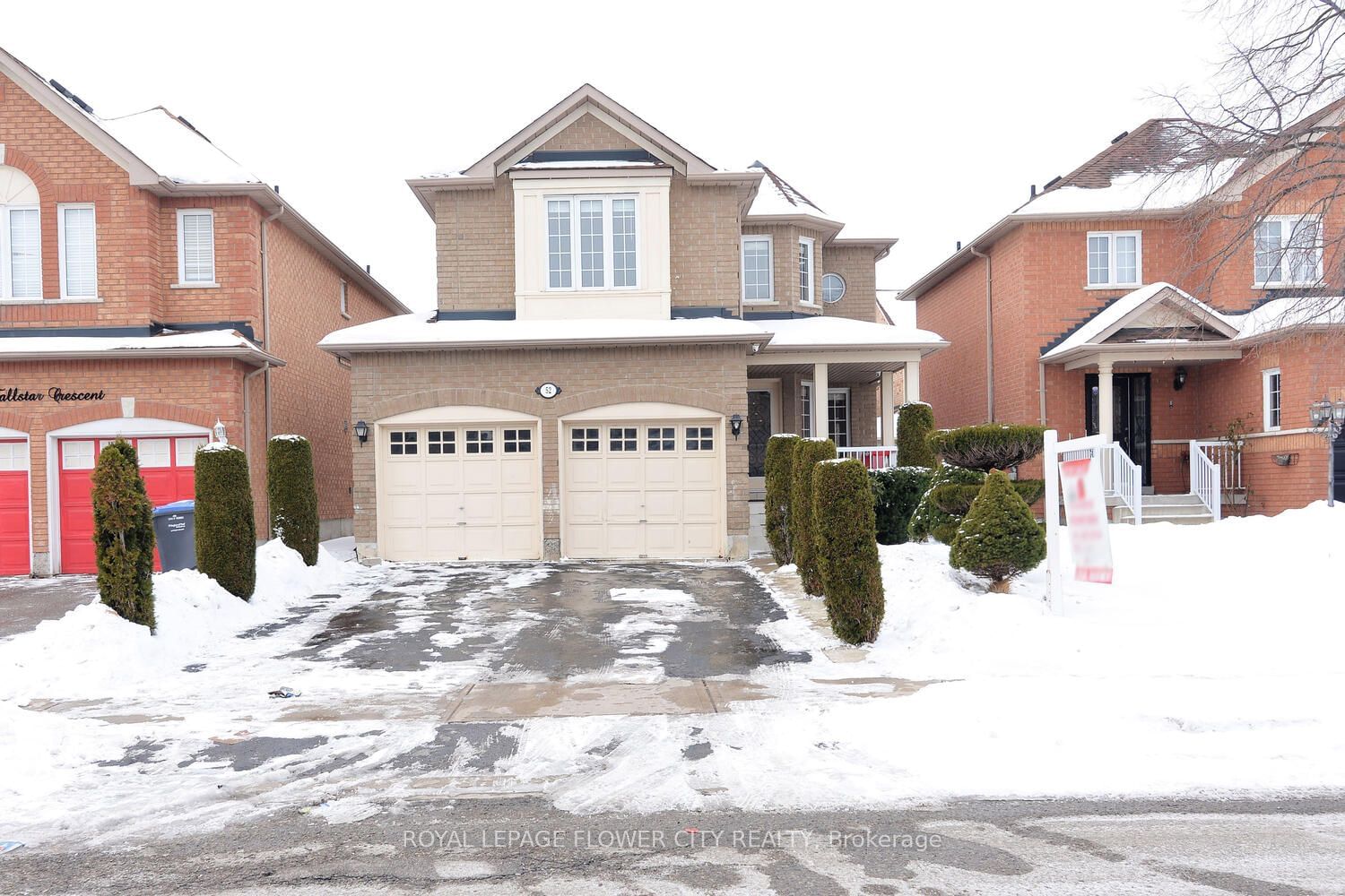 Detached House for sale at 52 Fallstar Crescent, Brampton, Fletcher's Meadow, L7A 2J6 - MLS: W11950311