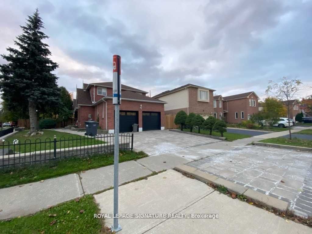 Detached House leased at 6189 Osprey Boulevard, Mississauga, Lisgar, L5N 5W2 - MLS: W11950315