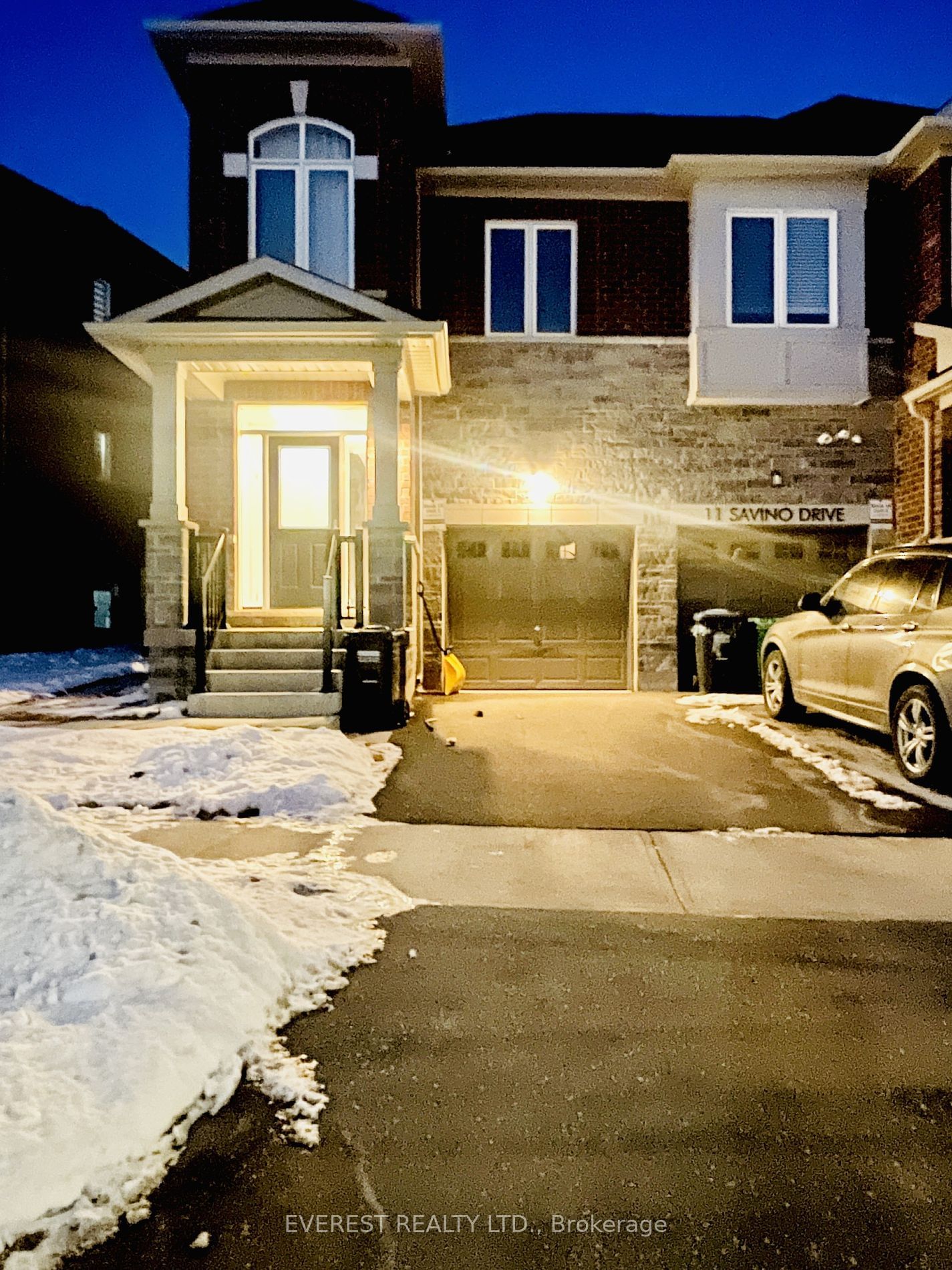 Townhouse for lease at 13 Savino Drive, Brampton, Heart Lake West, L6Z 0J7 - MLS: W11950354