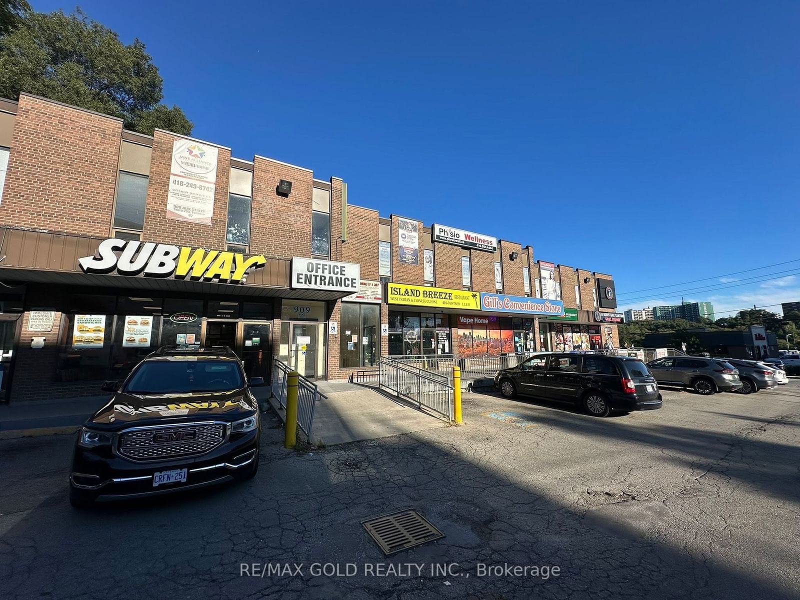 Sale Of Business for sale at 907 Jane Street, Toronto, Rockcliffe-Smythe, M6N 4C6 - MLS: W11950495