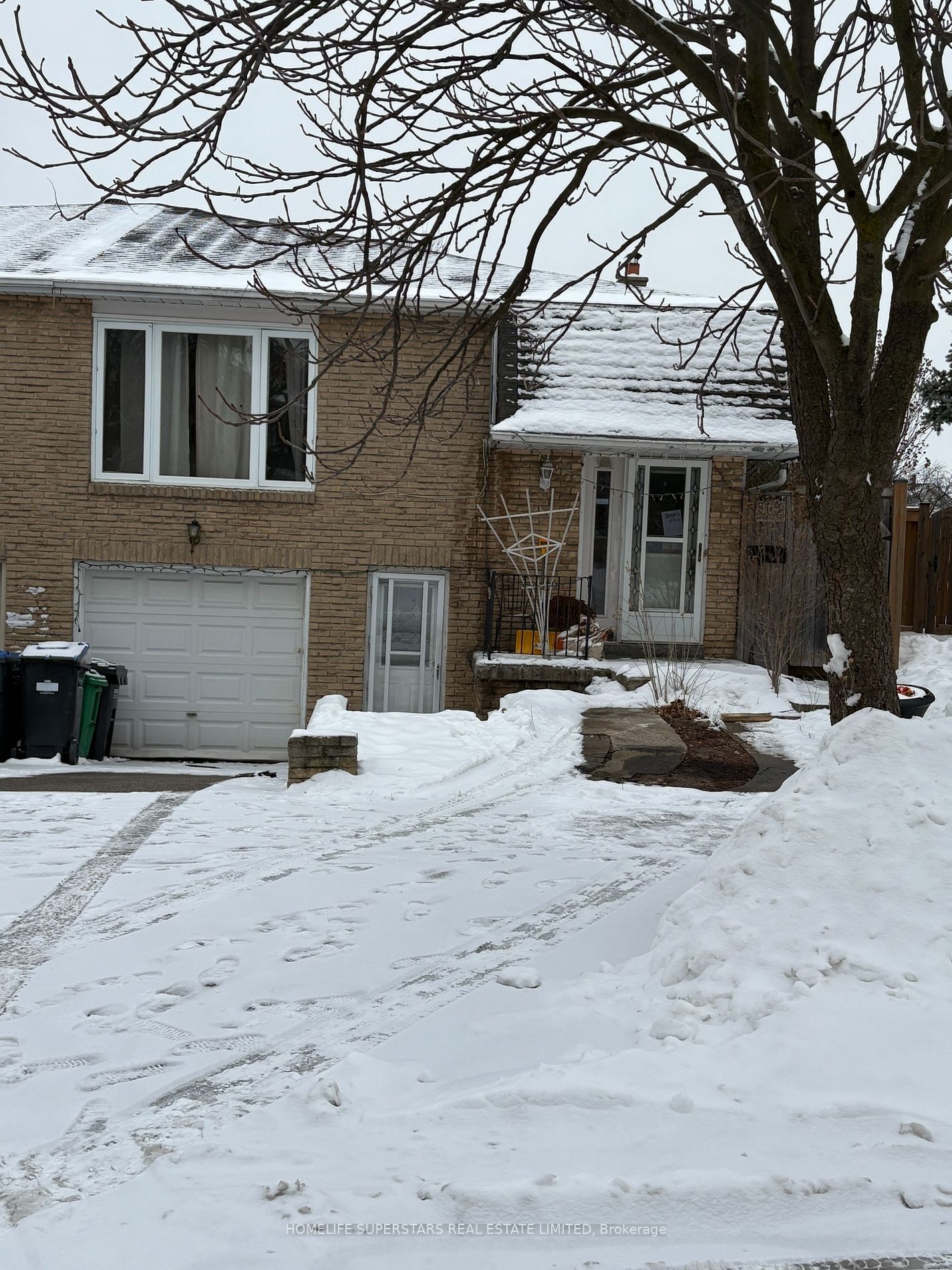 Semi-Detached House for sale at 103 Salisbury Circle, Brampton, Brampton North, L6V 2Z4 - MLS: W11950607