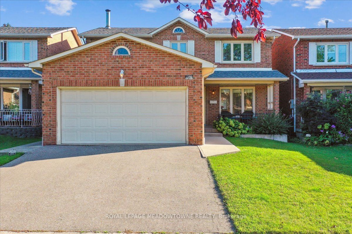 Detached House for sale at 4135 Independence Avenue, Mississauga, Rathwood, L4Z 2T5 - MLS: W11950609