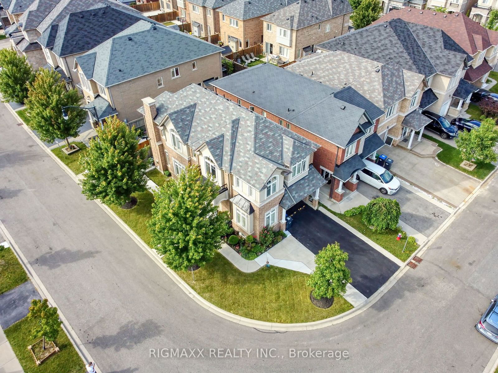 Detached House for sale at 53 Lola Crescent, Brampton, Northwest Brampton, L7A 4J8 - MLS: W11950723