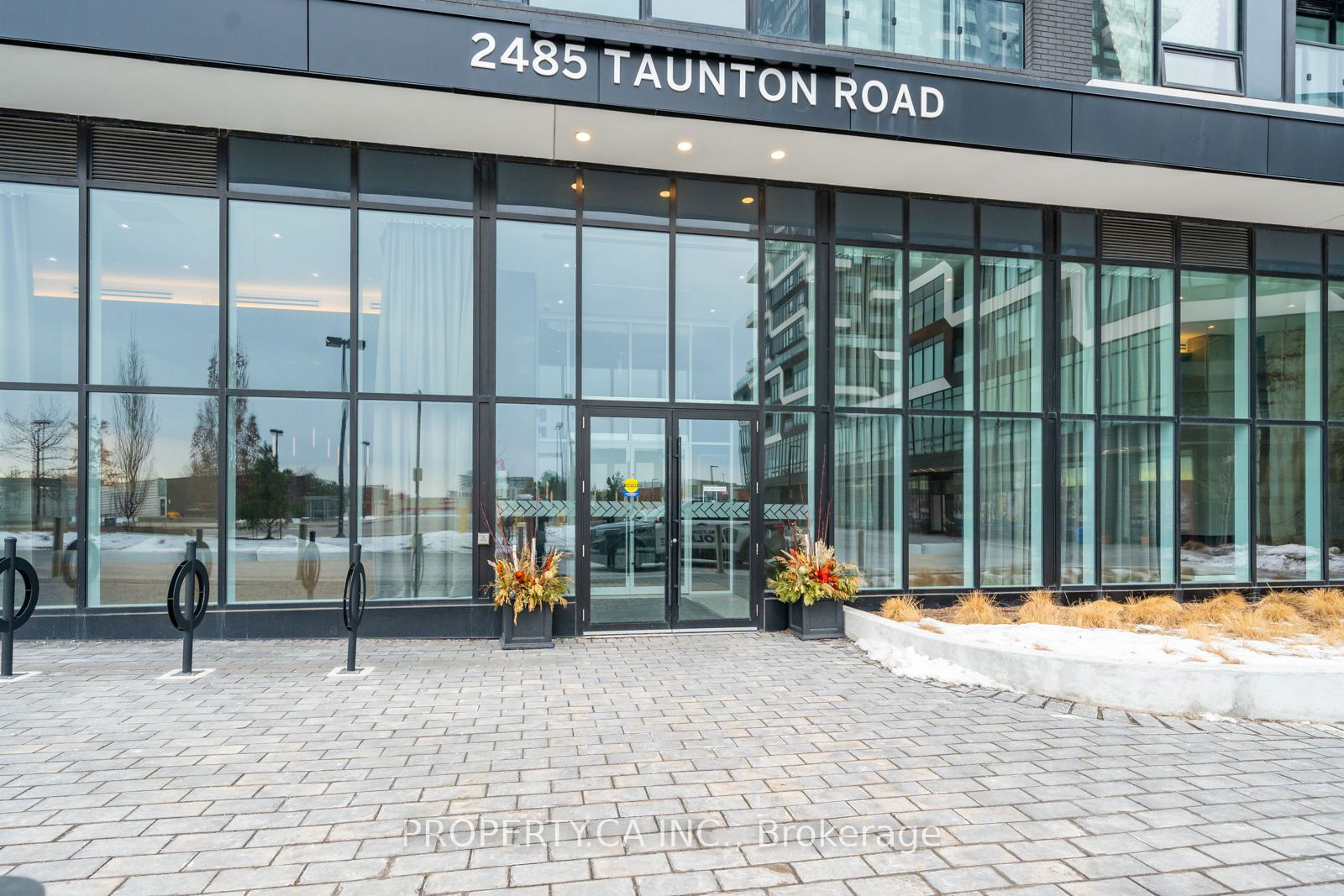 Condo for sale at 427-2485 Taunton Road, Oakville, Uptown Core, L6H 3R8 - MLS: W11950765