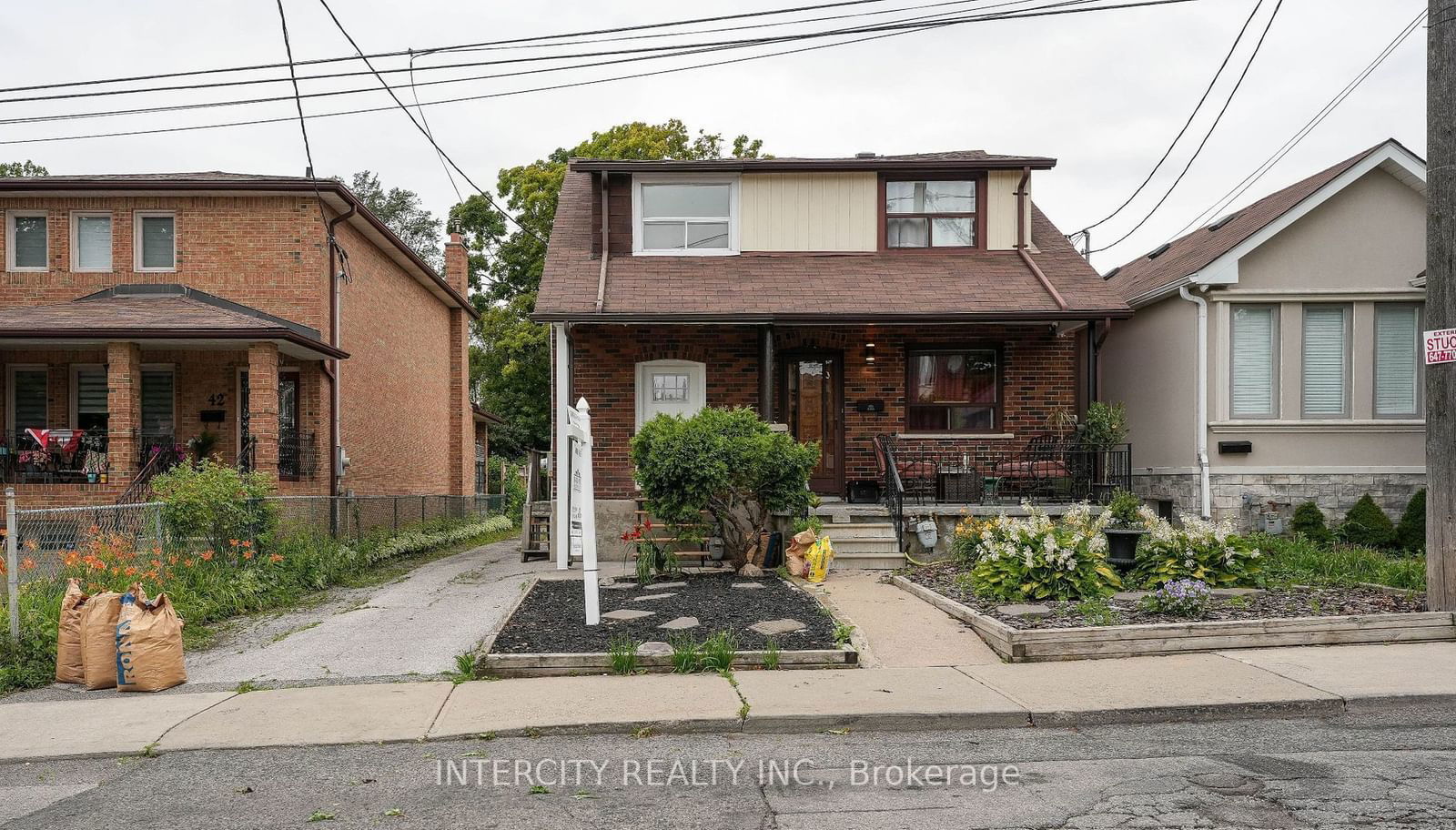 Semi-Detached House for lease at 44 Branstone Road, Toronto, Caledonia-Fairbank, M6E 4E4 - MLS: W11950842