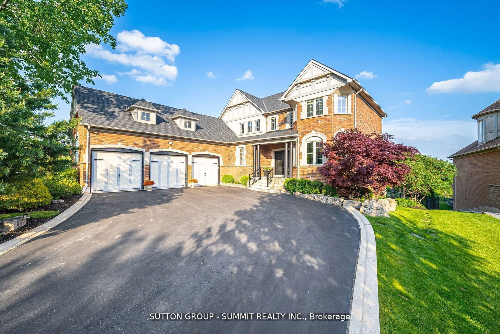 Detached House for sale at 13 Classic Drive, Brampton, Credit Valley, L6Y 5G9 - MLS: W11951003