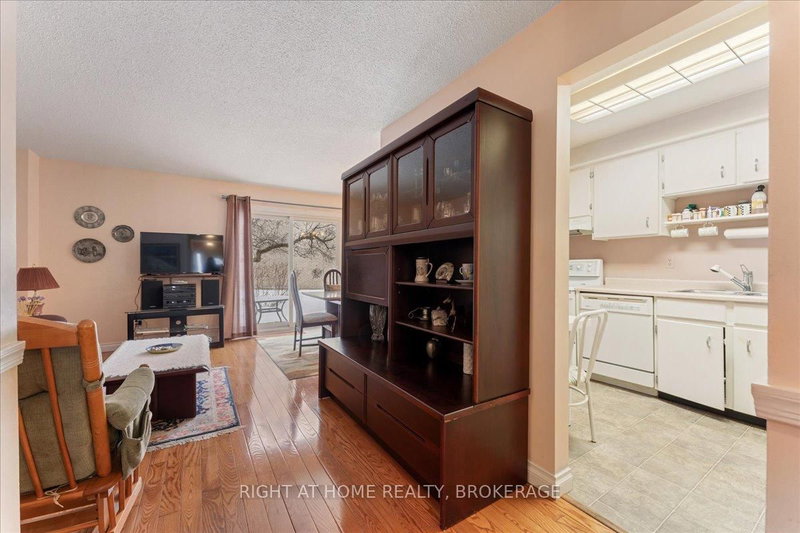 25 - 4171 Glen Erin Dr, Mississauga, L5L 2G3 | Image 3