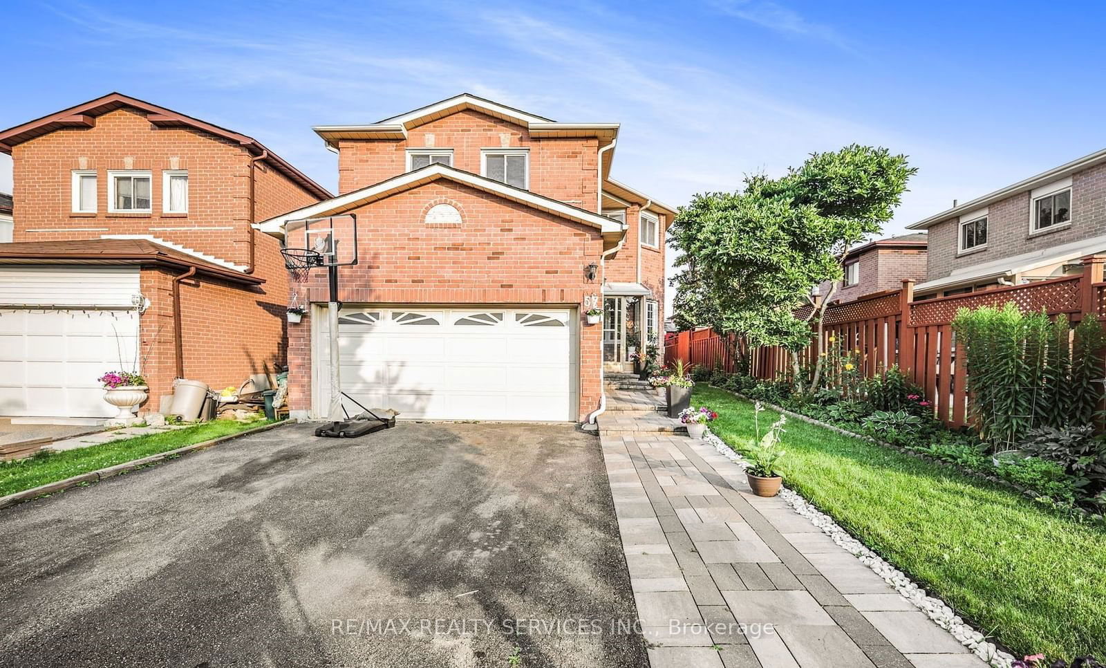 Detached House for lease at 57 Atkins Circle, Brampton, Northwood Park, L6X 4B9 - MLS: W11951074