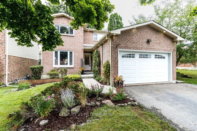 Detached House sold at 92 Cassander Crescent, Brampton, Heart Lake East, L6Z 1Z2 - MLS: W11951079