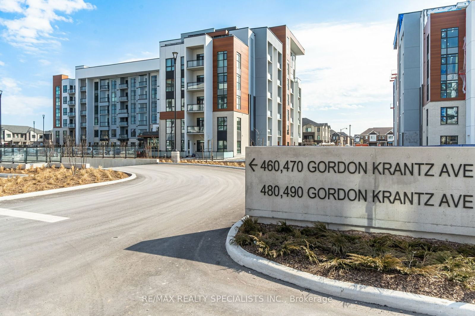 Condo for lease at 604-470 Gordon Krantz Avenue, Milton, Walker, L9T 2X5 - MLS: W11951111