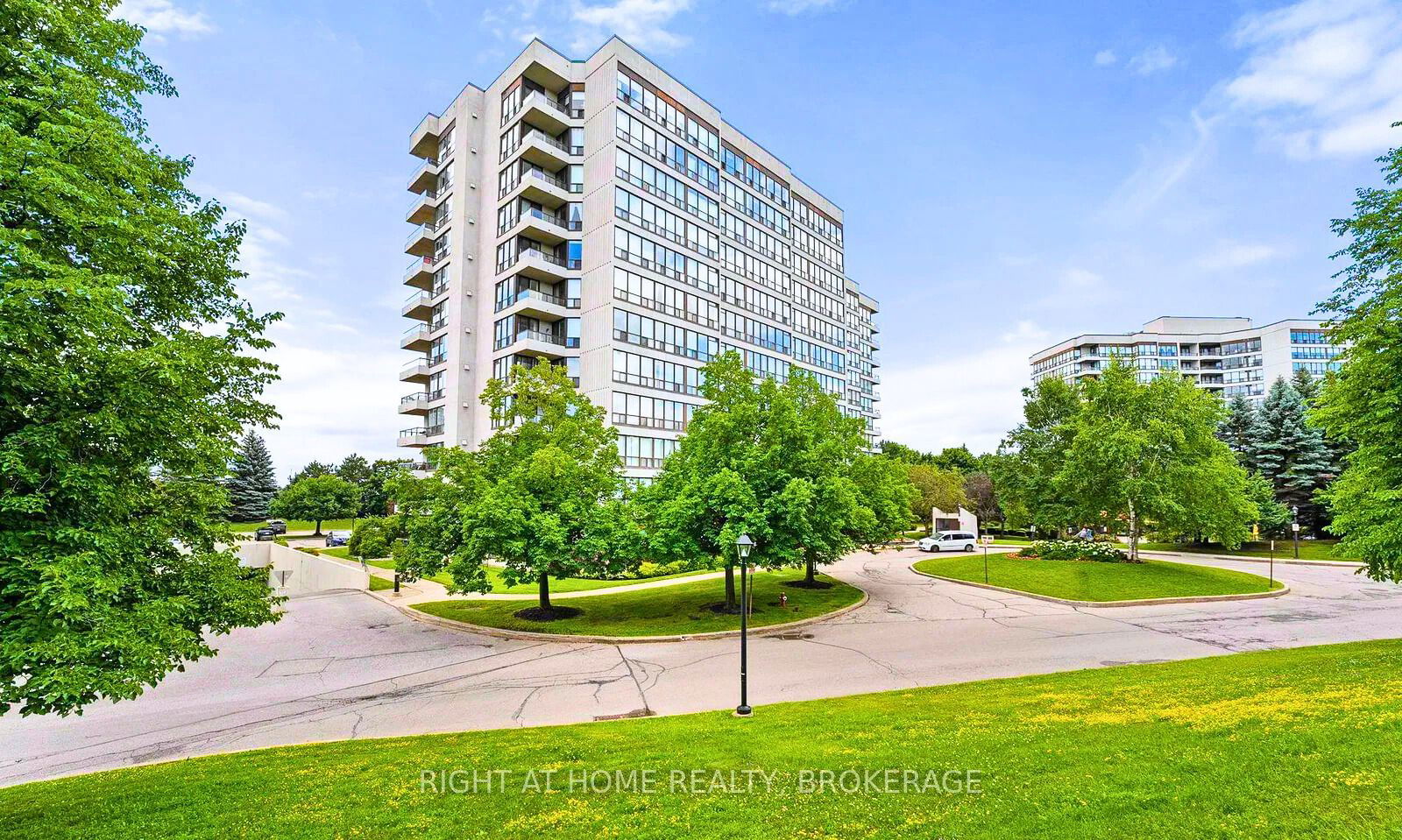 Condo for lease at 207-10 Laurelcrest Street, Brampton, Queen Street Corridor, L6S 5Y3 - MLS: W11951180