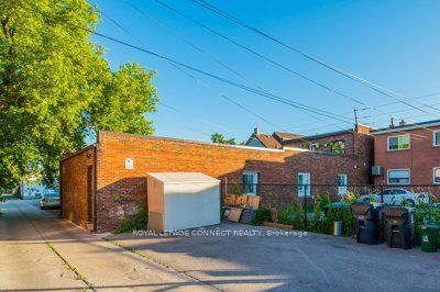 Semi-Detached House for sale at 199 Islington Avenue, Toronto, New Toronto, M8V 3B8 - MLS: W11951342