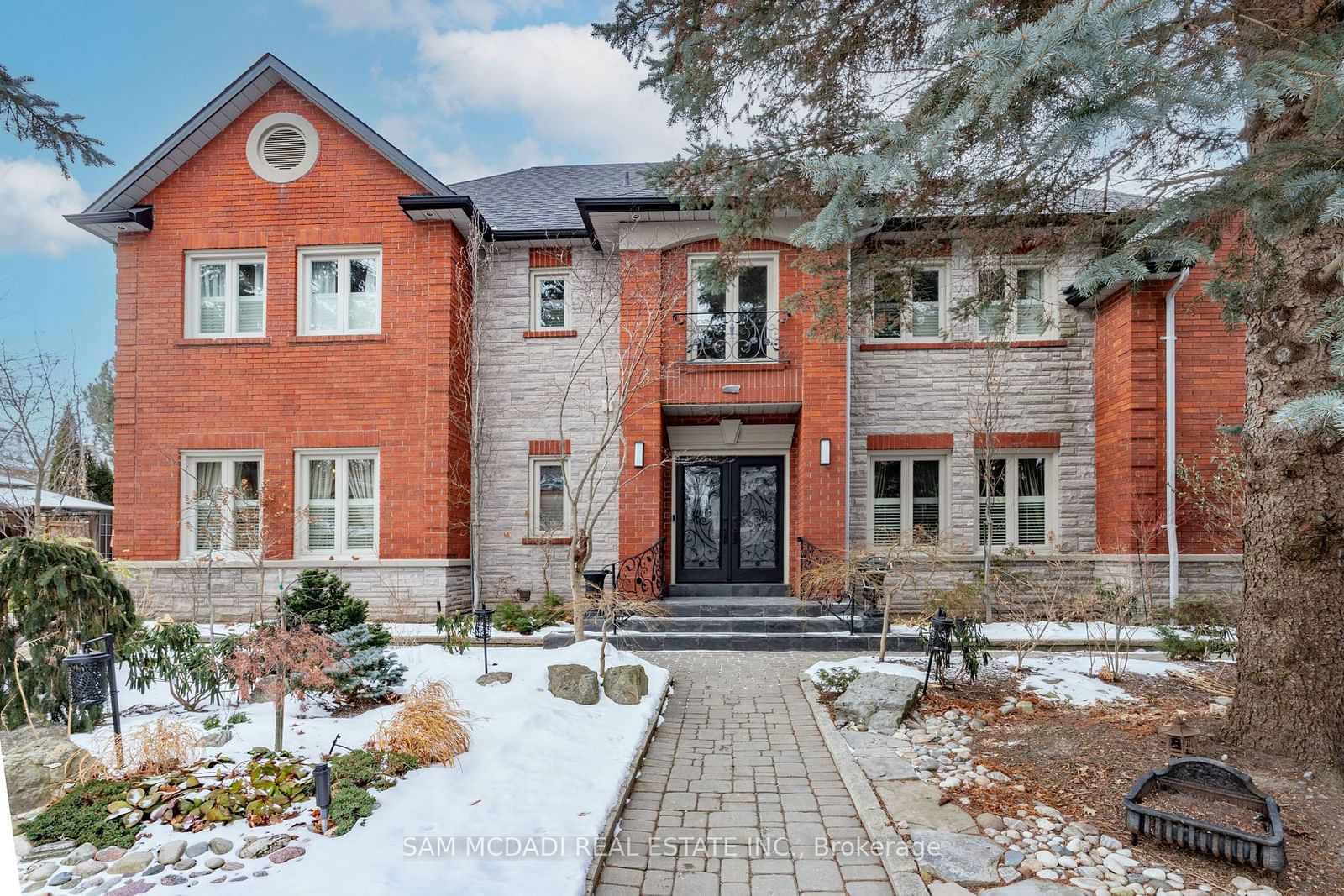 Detached House sold at 6158 Kisby Drive, Mississauga, East Credit, L5V 1M4 - MLS: W11951593