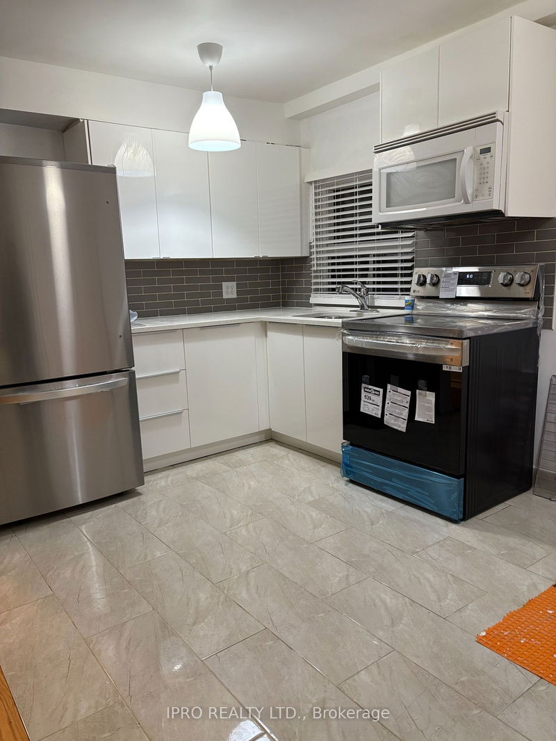 home for lease on 179 Varsity Street