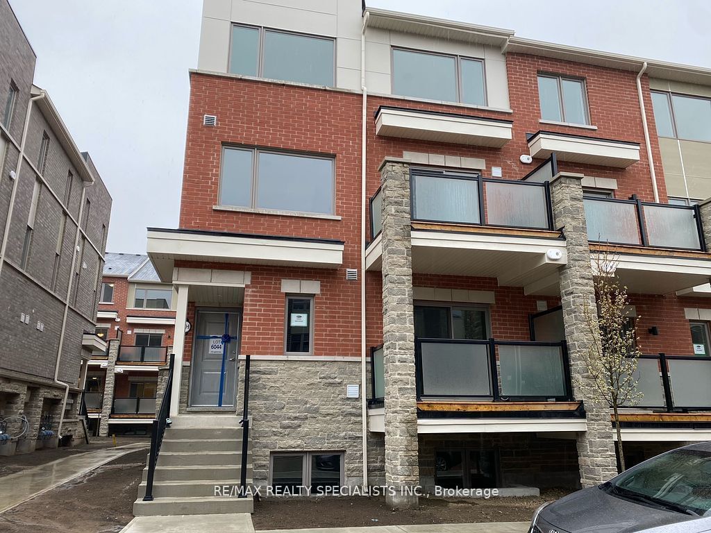 Townhouse for lease at 1-250 Lagerfeld Drive, Brampton, Northwest Brampton, L7A 5G9 - MLS: W11951809