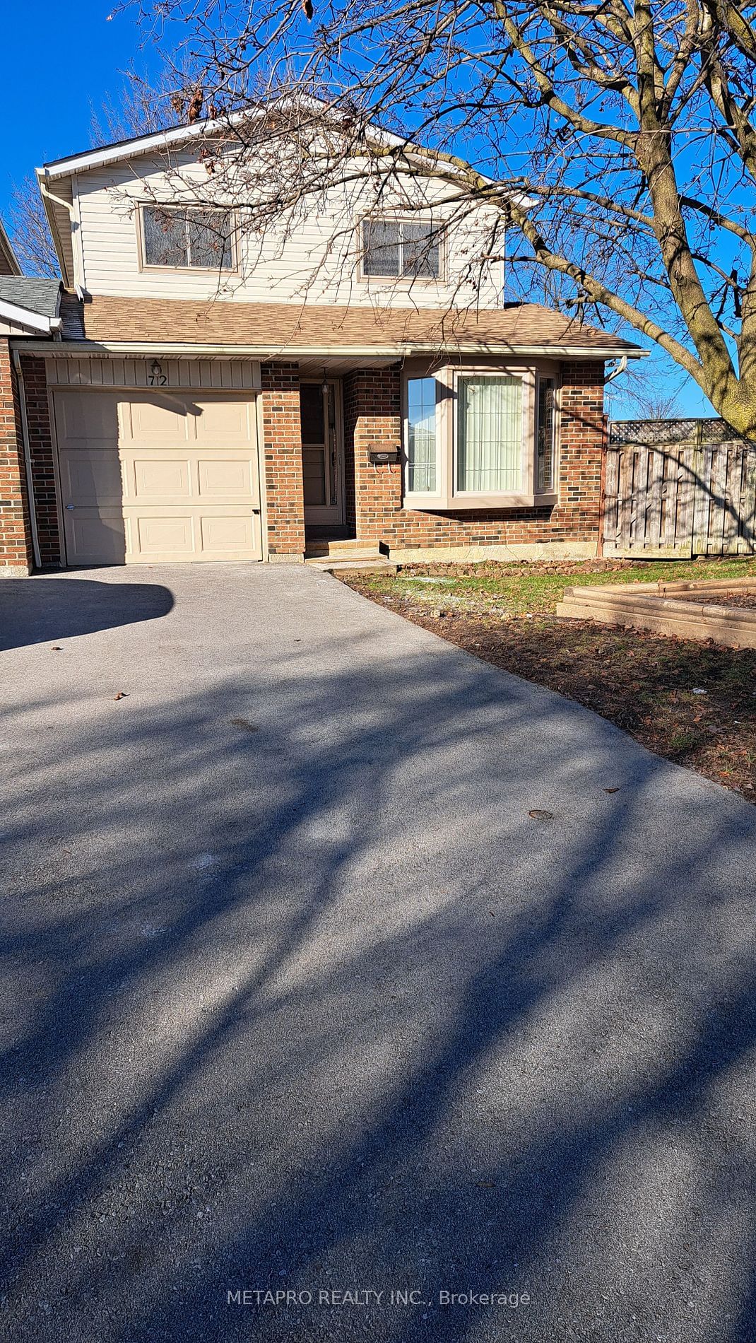 Semi-Detached House for lease at 72 Norbert Road, Brampton, Brampton South, L6Y 2K1 - MLS: W11951860