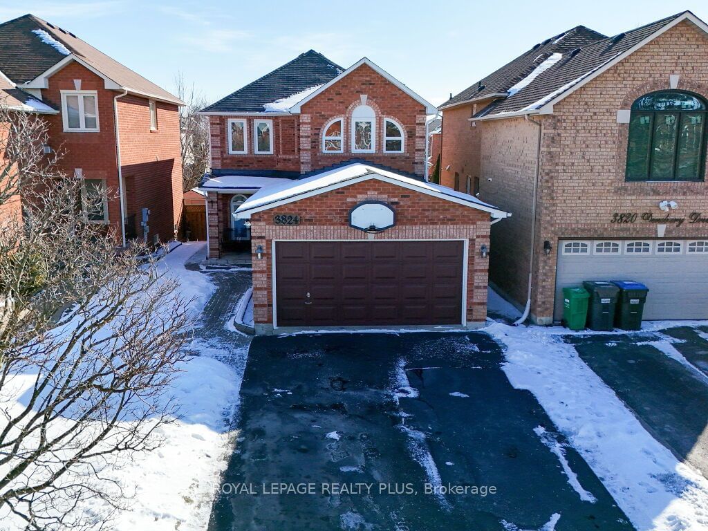 Detached House for sale at 3824 Densbury Drive, Mississauga, Lisgar, L5N 6Z3 - MLS: W11951980