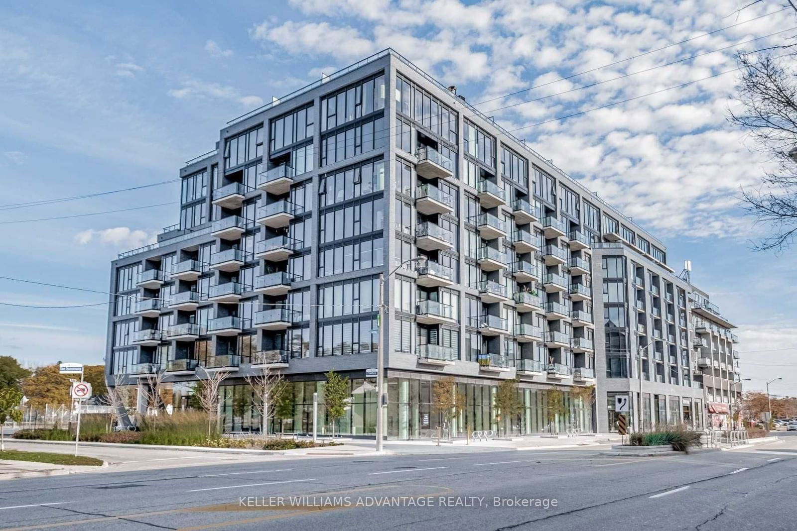 Condo for lease at 603-7 Smith Crescent, Toronto, Stonegate-Queensway, M8Z 0G3 - MLS: W11952004