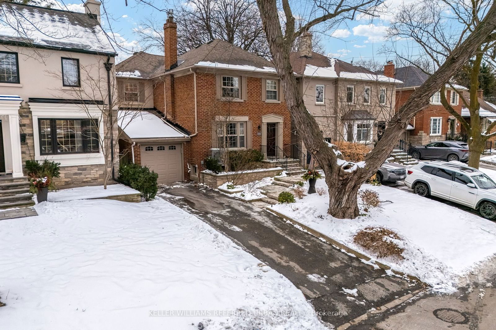 Detached House for sale at 102 Dunedin Drive, Toronto, Kingsway South, M8X 2K5 - MLS: W11952008