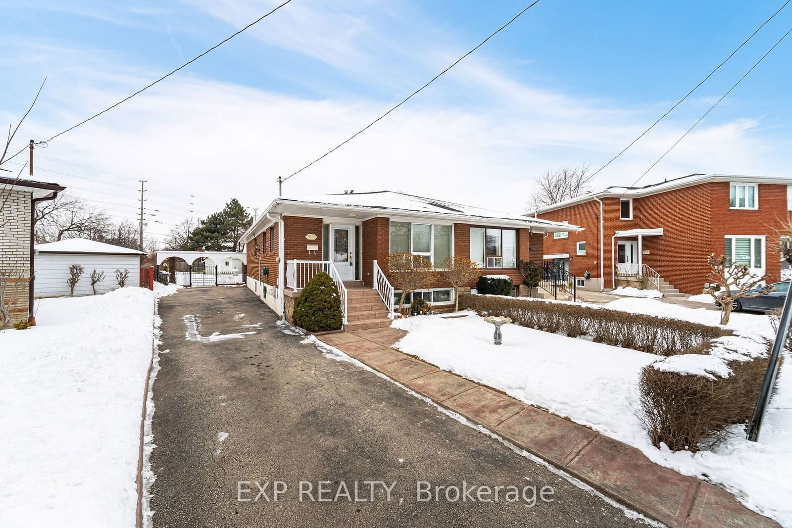 Semi-Detached House for sale at 3659 Holden Crescent, Mississauga, Mississauga Valleys, L5A 2V9 - MLS: W11952009