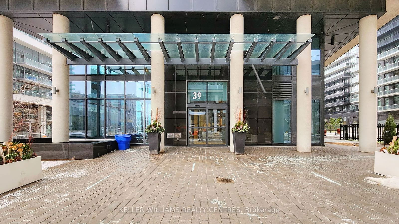 Condo for sale at #409-39 Annie Craig Drive, Toronto, Mimico, M8V 0H1 - MLS: W11952037