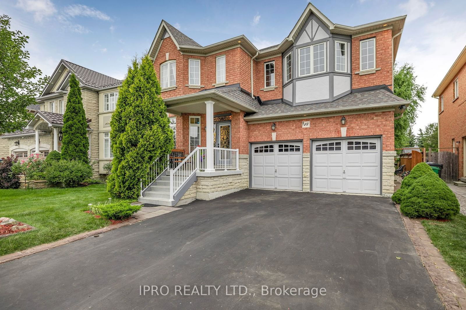 Detached House for sale at 18 Lynnvalley Crescent, Brampton, Bram East, L6P 2H6 - MLS: W11952317