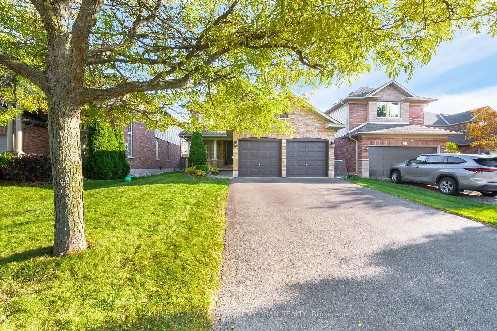 Detached House for sale at 522 Larkspur Lane, Burlington, Bayview, L7T 4L7 - MLS: W11952352