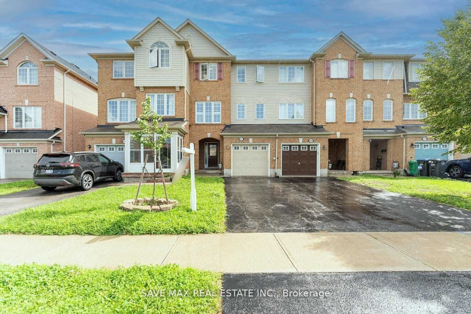 Townhouse for lease at 67 Decker Hollow Circle, Brampton, Credit Valley, L6X 0L5 - MLS: W11953234