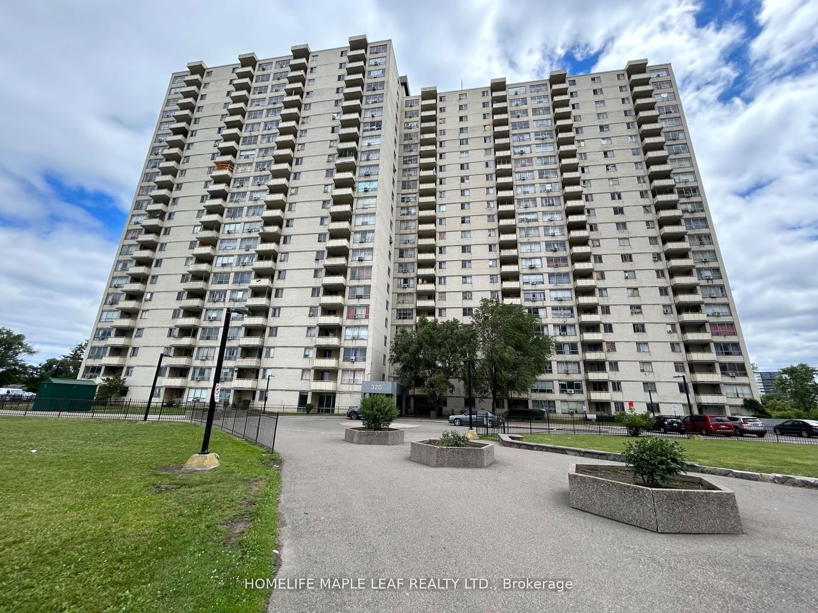 Condo for sale at 703-320 Dixon Road, Toronto, Kingsview Village-The Westway, M9R 1S8 - MLS: W11953378