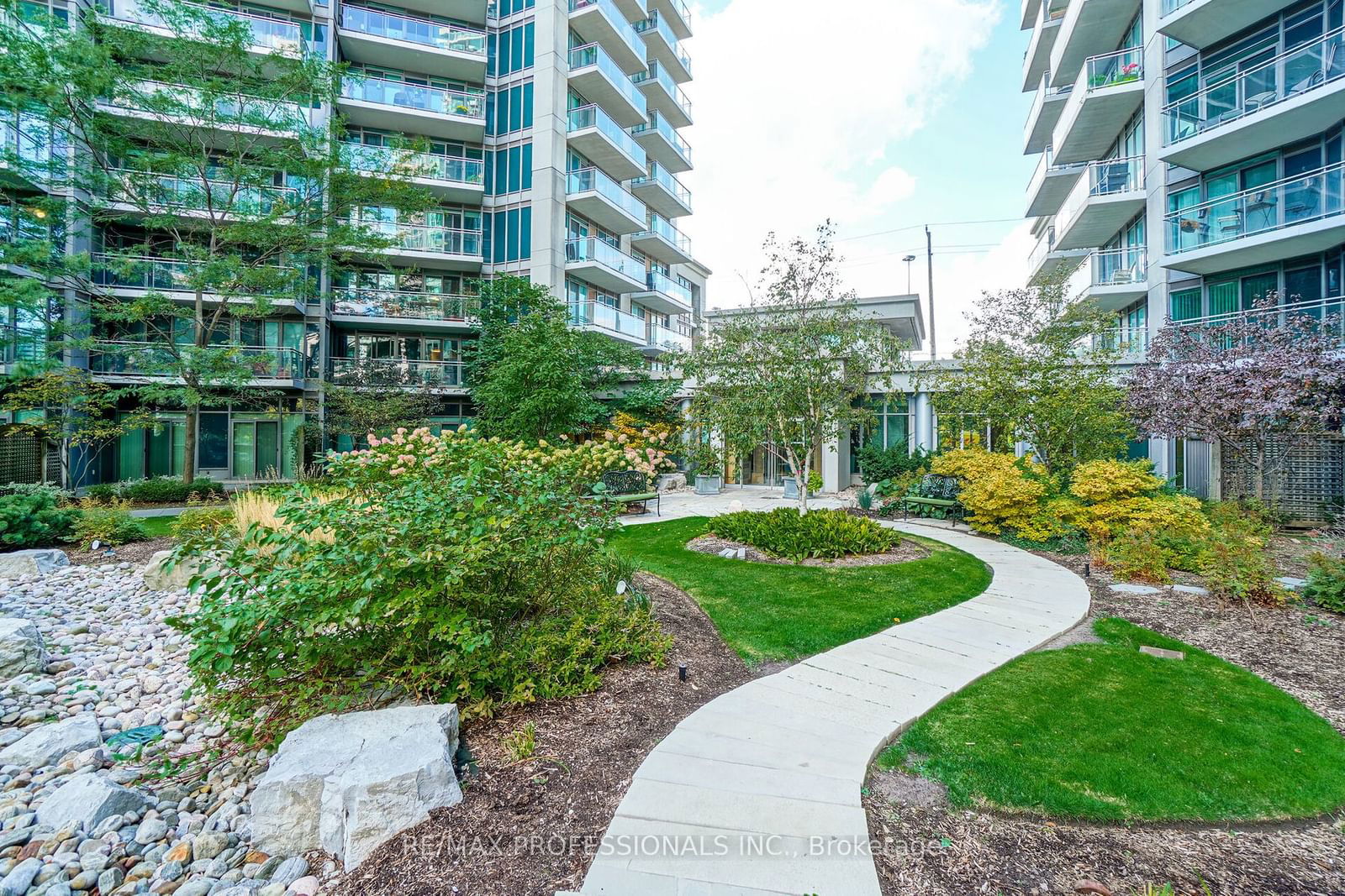 Condo for sale at 1506-2121 Lake Shore Boulevard, Toronto, Mimico, M8V 4E9 - MLS: W11953536