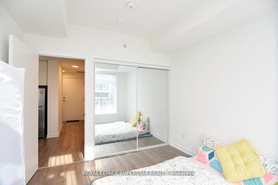 Unit E-105 — 120 Canon Jackson Dr, Toronto - Brookhaven-Amesbury image-0-2