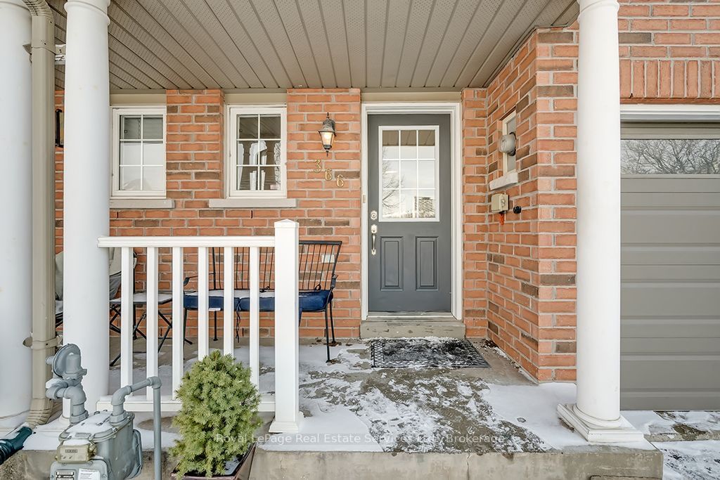 Townhouse sold at 366 Riverstone Drive, Oakville, 1018 - WC Wedgewood Creek, L6H 7M3 - MLS: W11953760