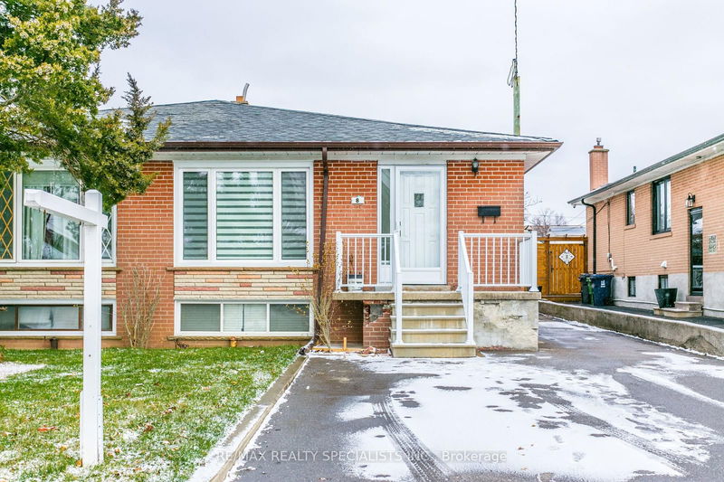 home for lease on 8 Giltspur Drive