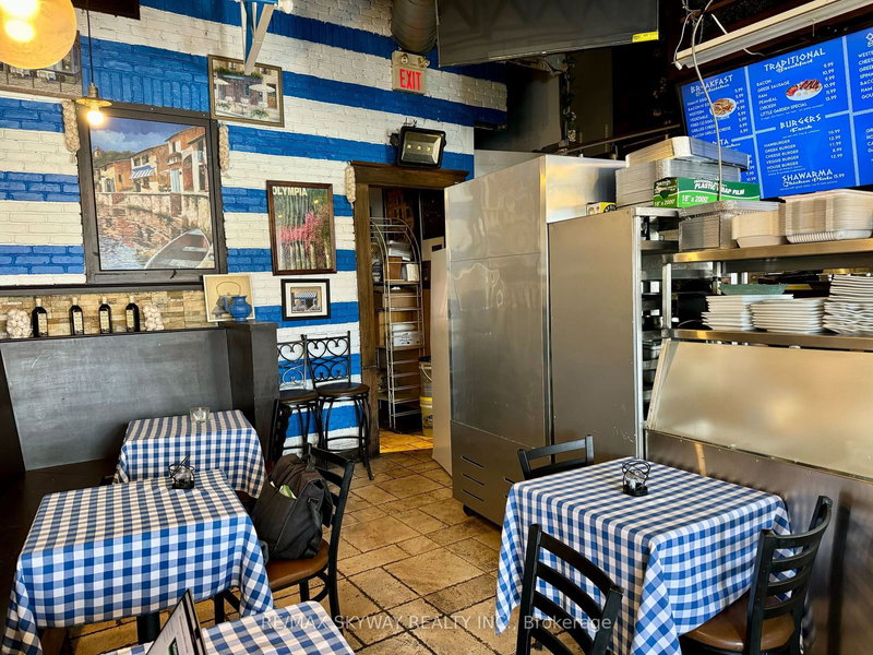 4 - 256 Queen St S, Caledon, L7E 4T7 | Image 3