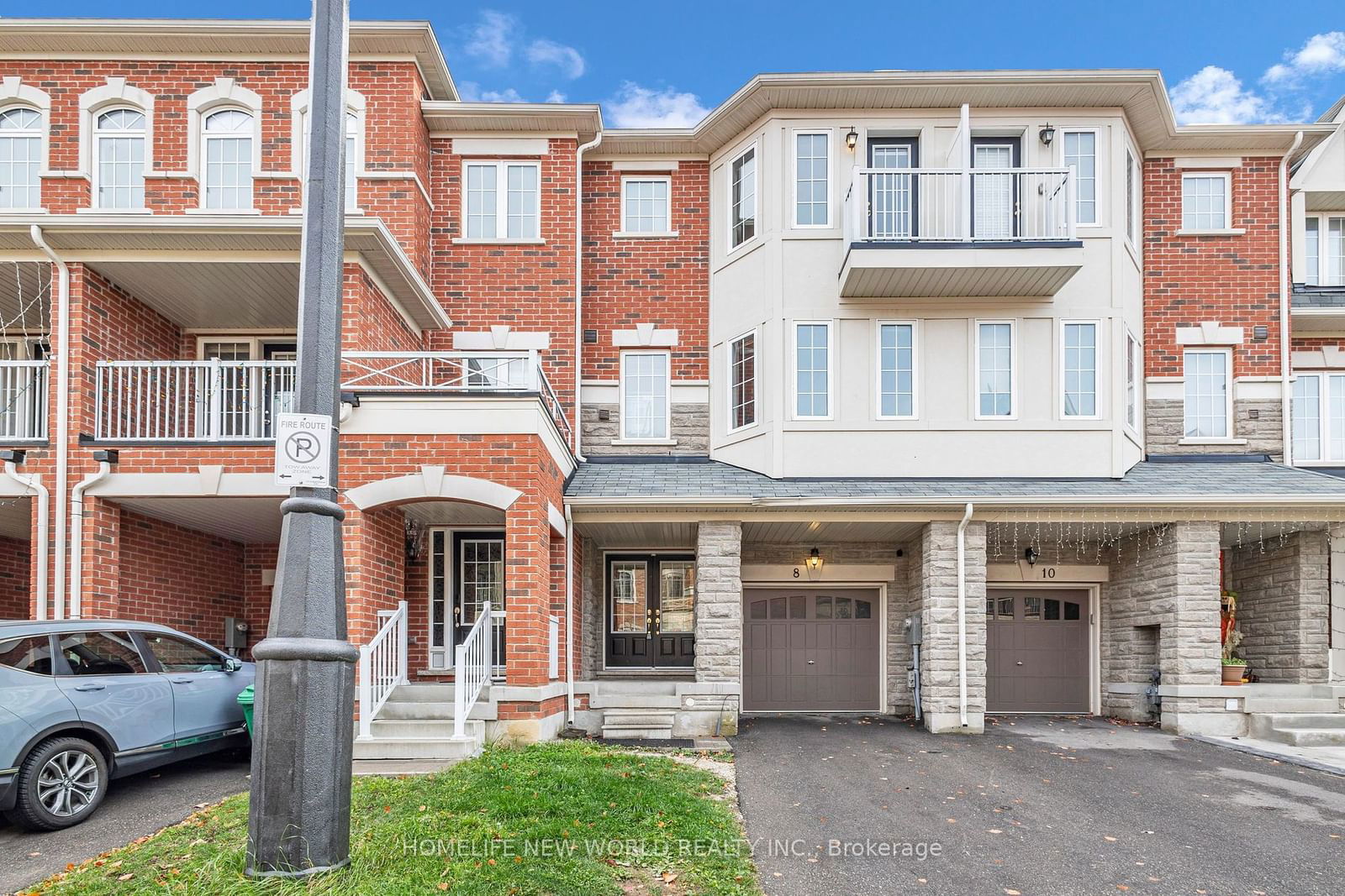 Townhouse for sale at 8 Shiff Crescent, Brampton, Heart Lake East, L6Z 0H5 - MLS: W11953913