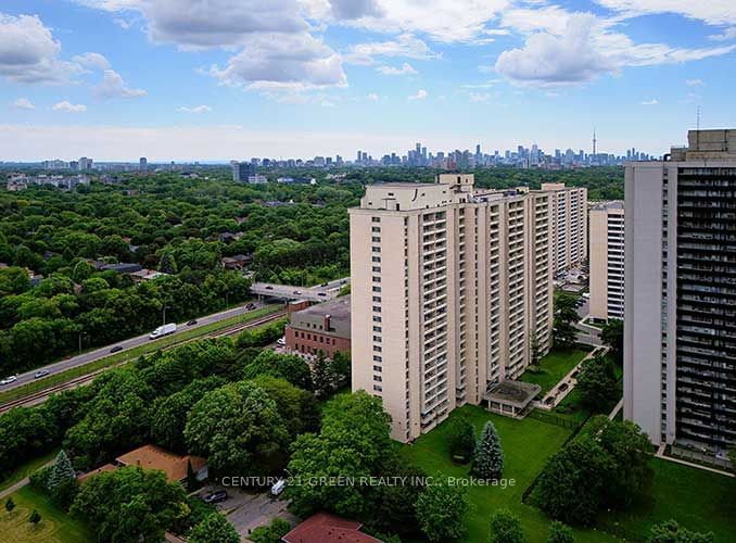 Condo sold at #106-360 Ridelle Avenue, Toronto, Briar Hill-Belgravia, M6B 1K1 - MLS: W11953926